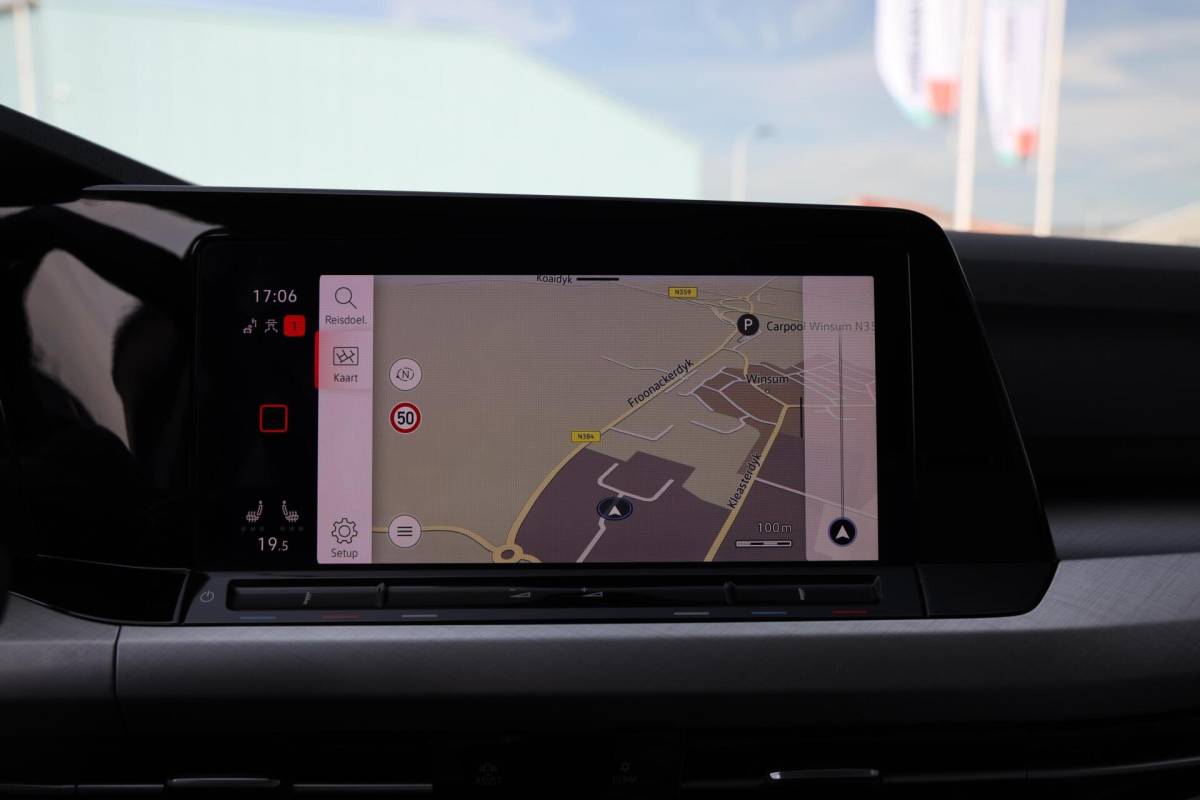 Volkswagen Golf Volkswagen Golf Variant 1.0 eTSI Life Business|Automaat|LED|Stoel/Stuurverwarming|Apple carplay/Android auto|