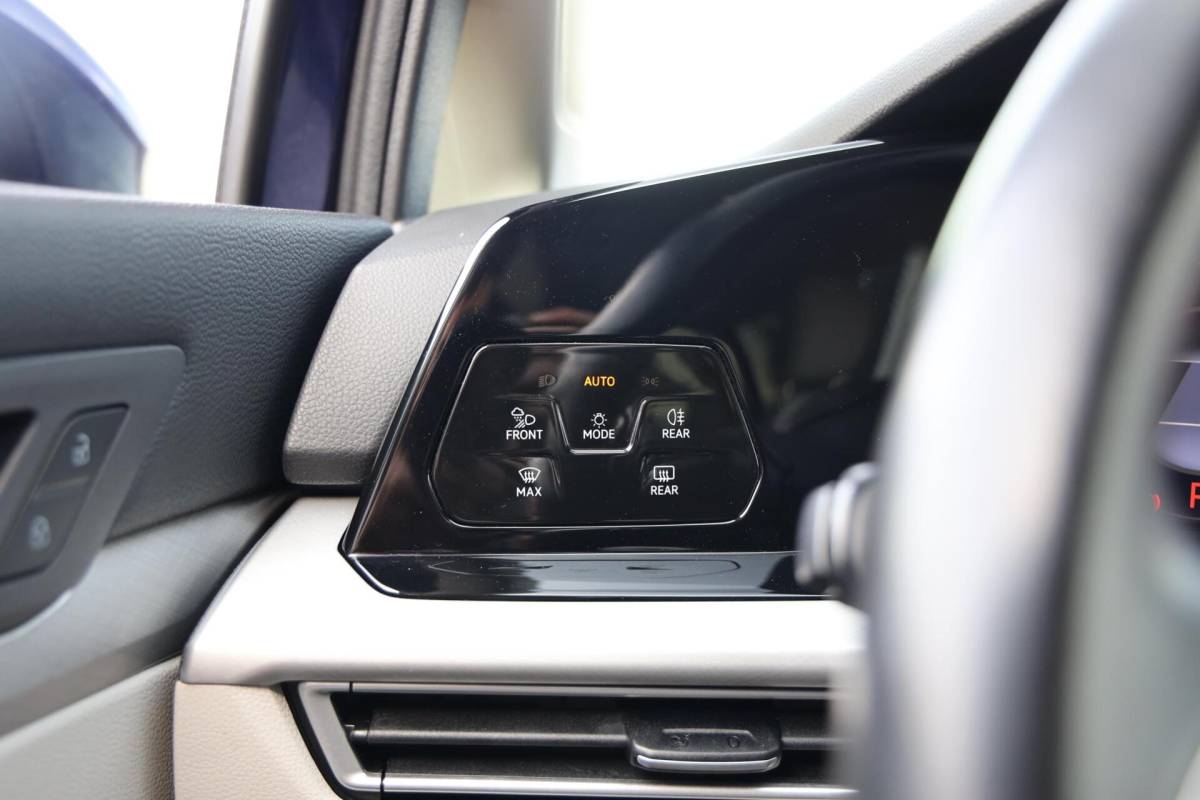 Volkswagen Golf Volkswagen Golf Variant 1.0 eTSI Life Business|Automaat|LED|Stoel/Stuurverwarming|Apple carplay/Android auto|