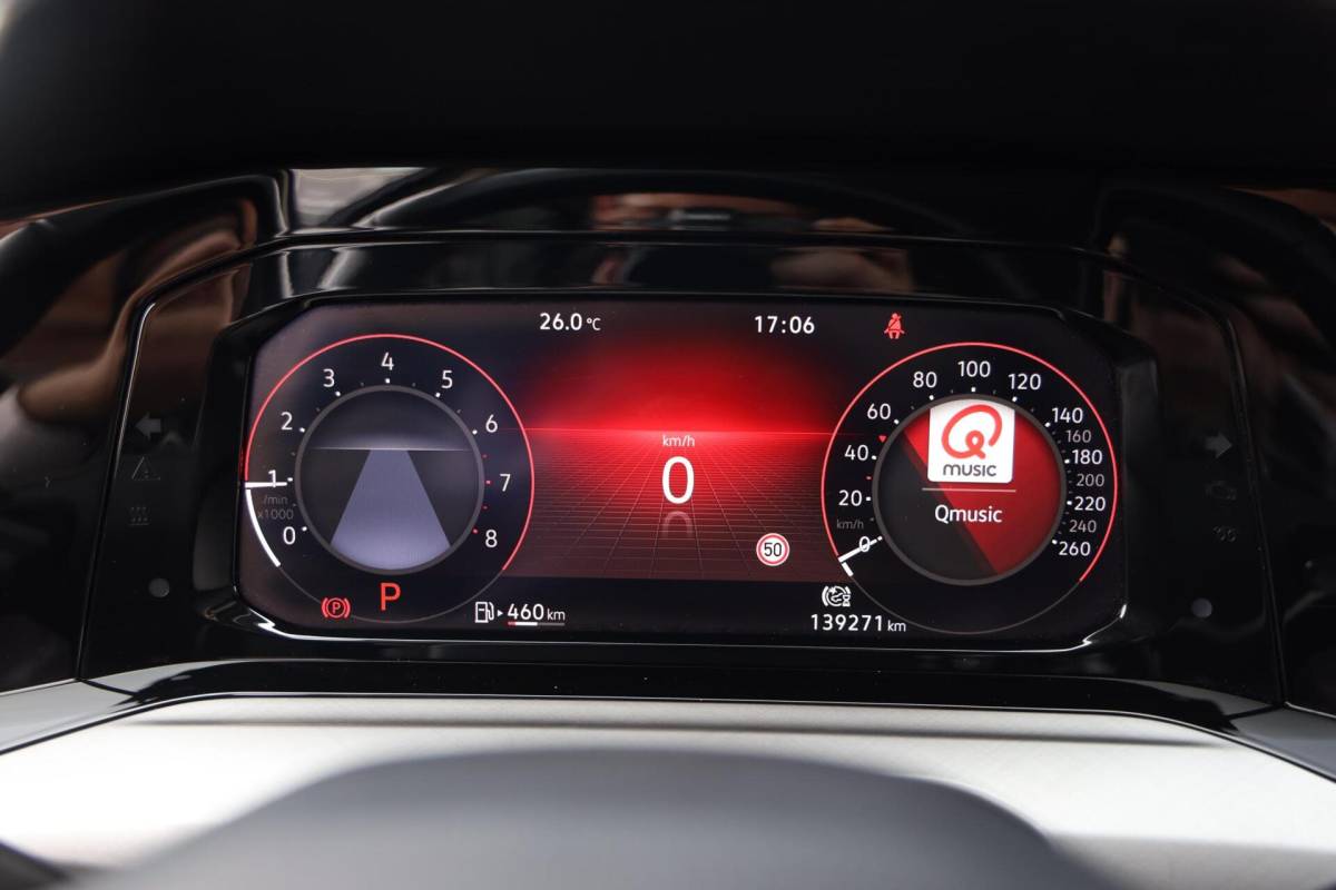 Volkswagen Golf Volkswagen Golf Variant 1.0 eTSI Life Business|Automaat|LED|Stoel/Stuurverwarming|Apple carplay/Android auto|