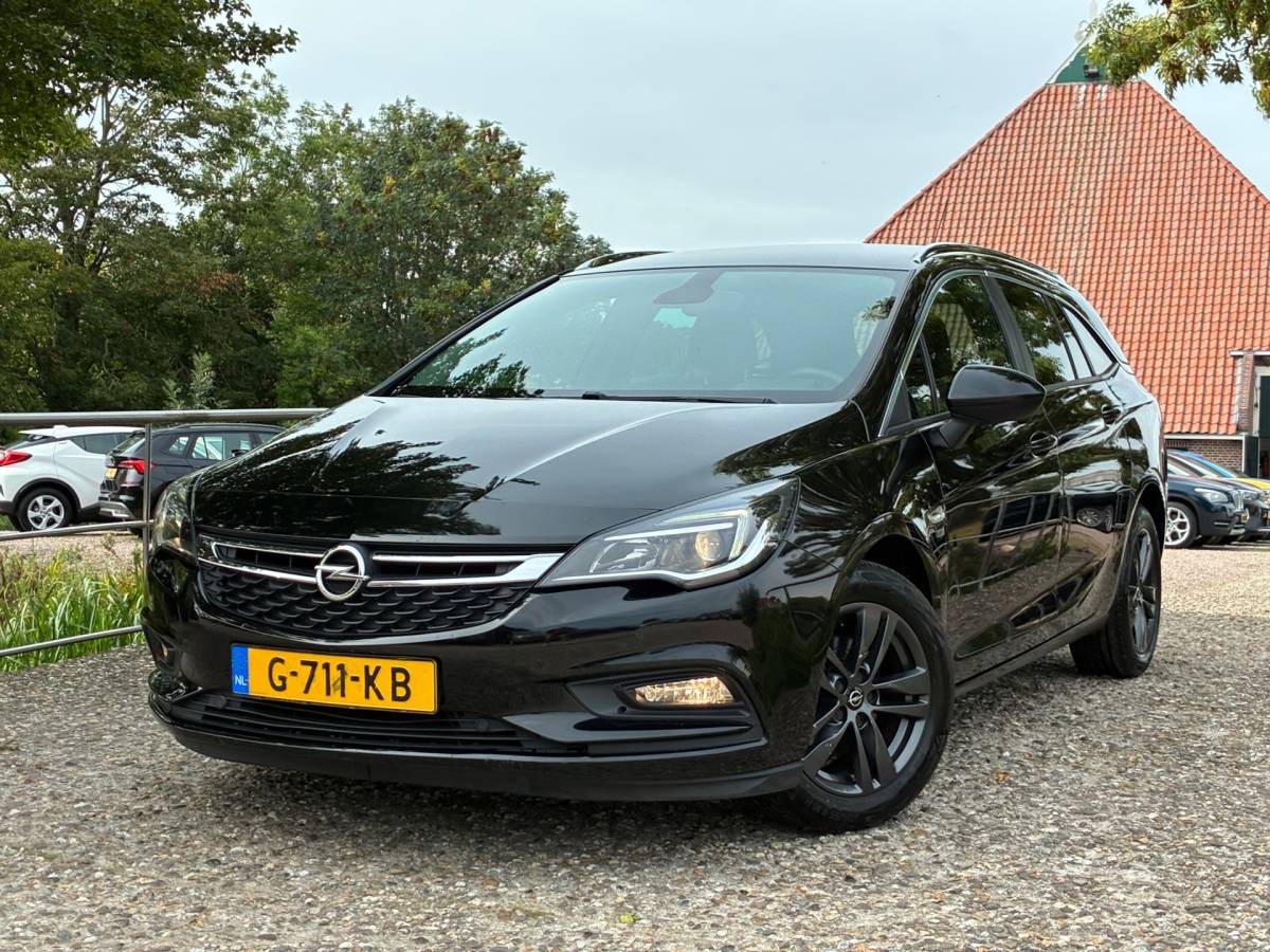 Opel Astra Opel Astra Sports Tourer 1.0 Turbo 120 Jaar Edition | Navi + Clima + Cruise nu €6.975,-!!