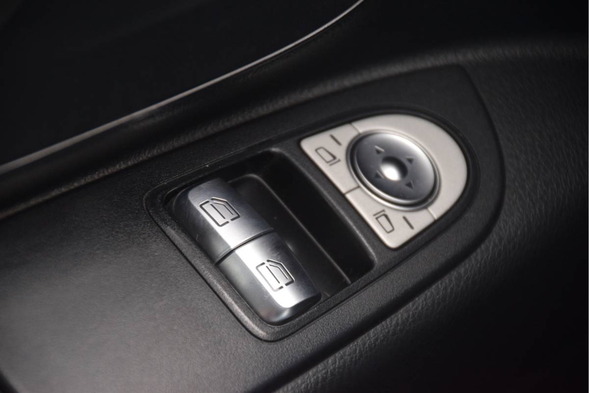 Mercedes-Benz Vito Mercedes-Benz Vito 111 CDI Lang DC Comfort MARGE | Carplay | Airco | Radio/CD | Trekhaak | PDC | Camera
