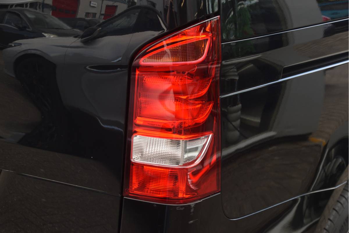 Mercedes-Benz Vito Mercedes-Benz Vito 111 CDI Lang DC Comfort MARGE | Carplay | Airco | Radio/CD | Trekhaak | PDC | Camera