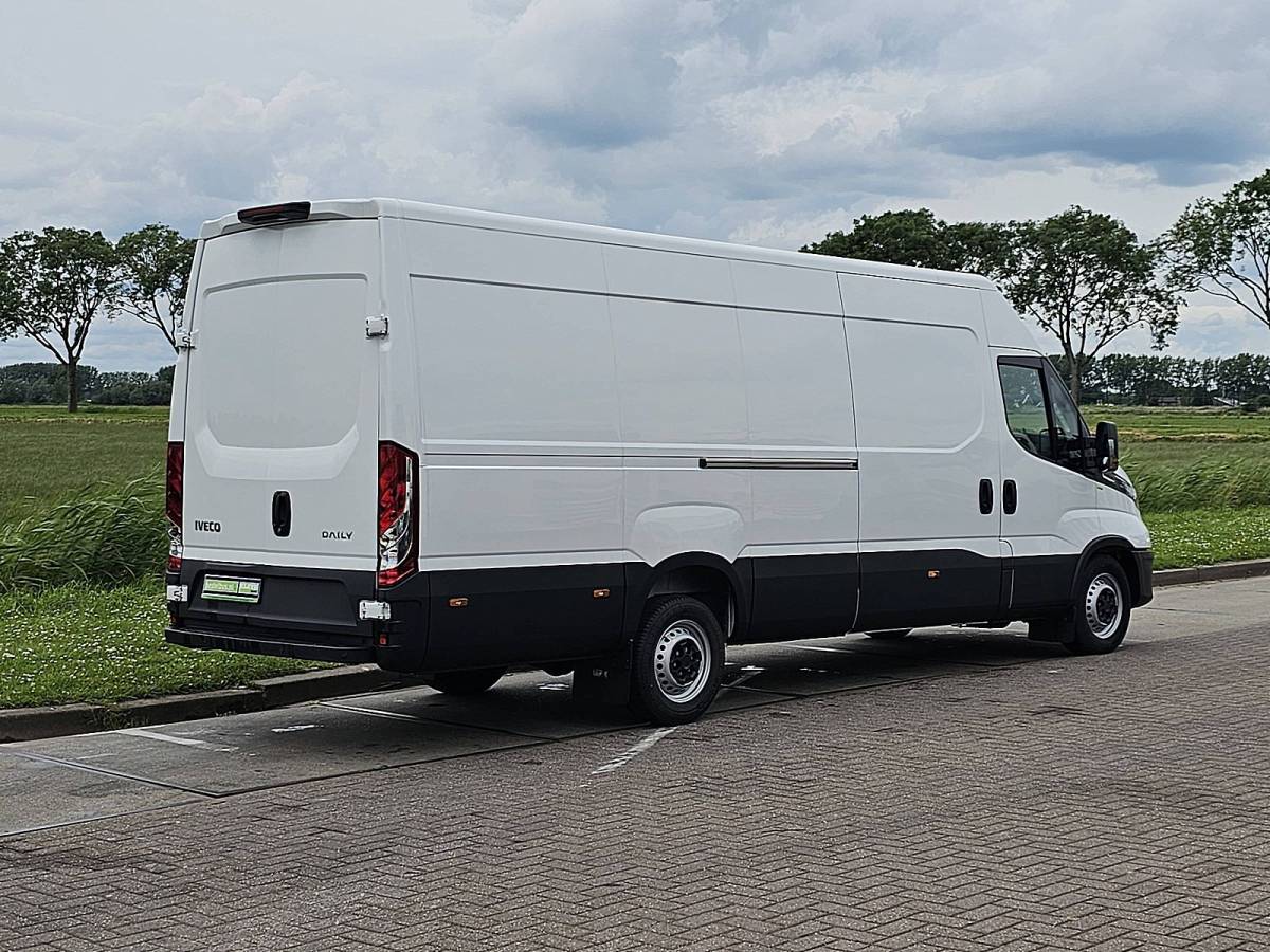 Iveco Daily IVECO DAILY 35S18 l4h2 3.0 aut. 176pk!