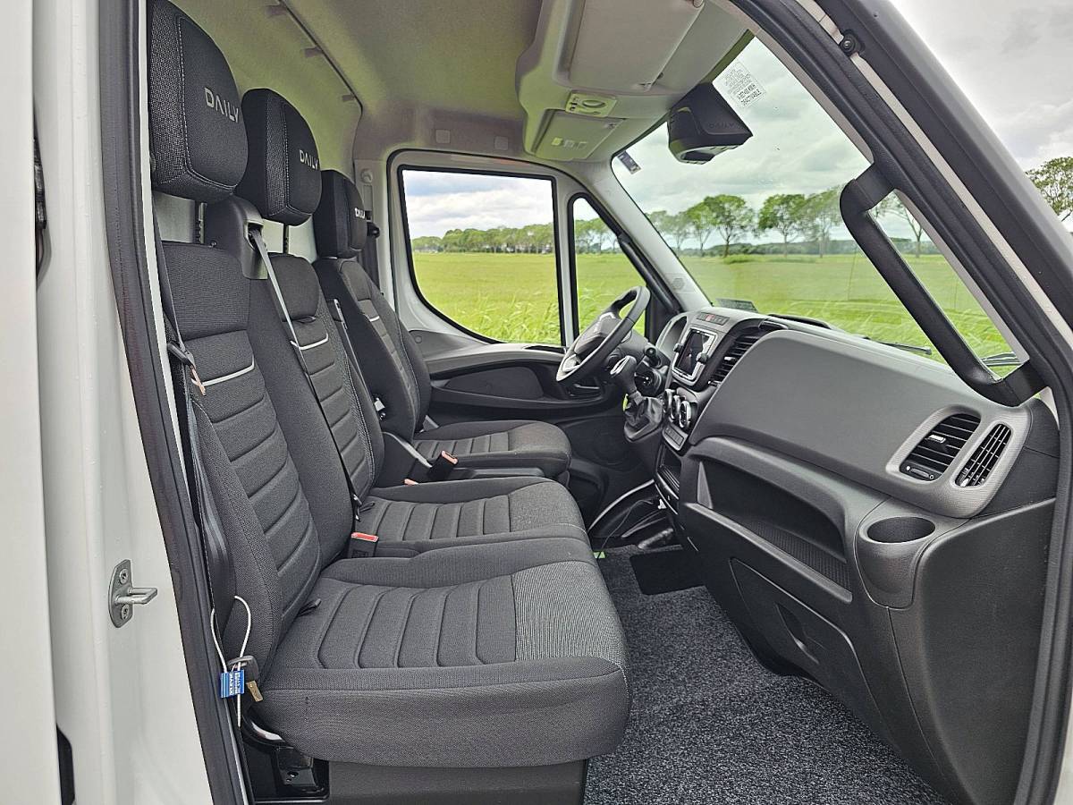 Iveco Daily IVECO DAILY 35S18 l4h2 3.0 aut. 176pk!