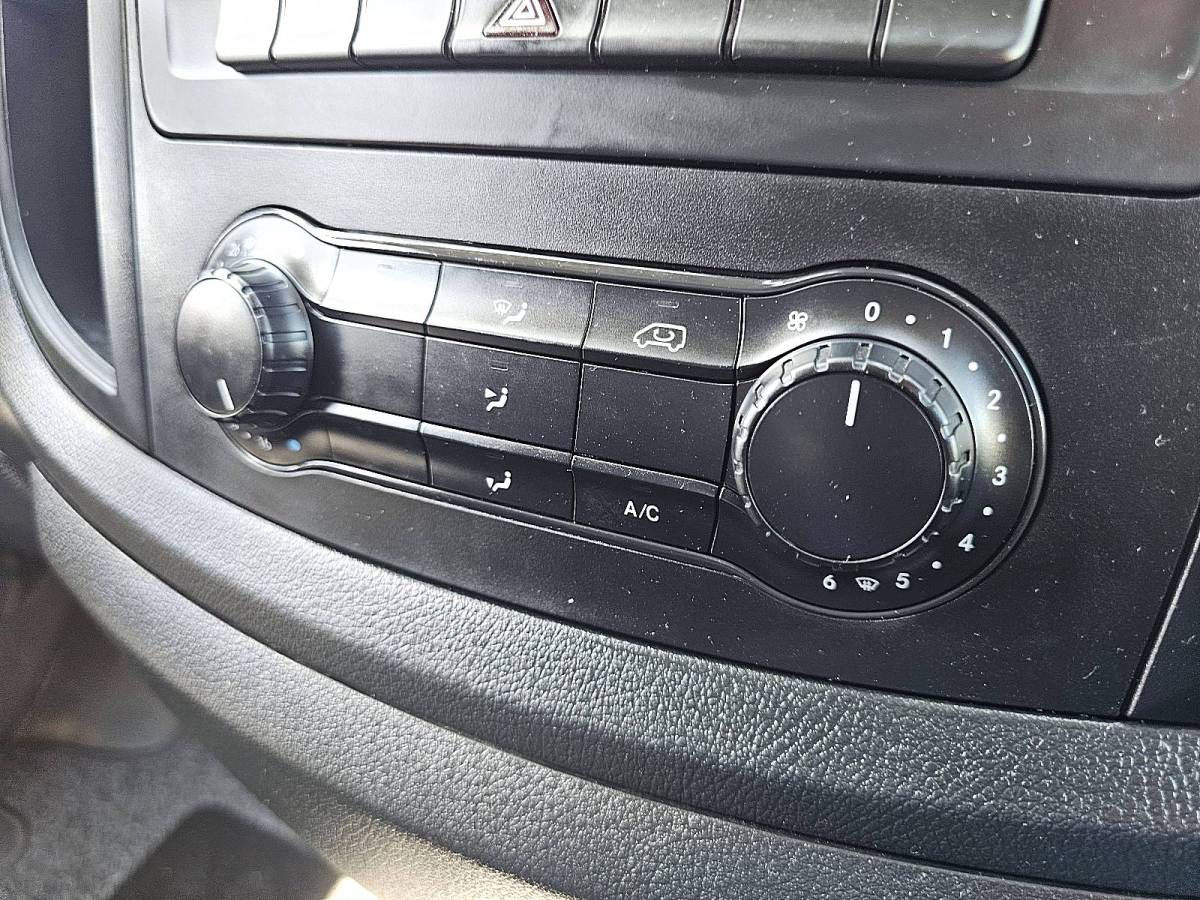 Mercedes-Benz eVito MERCEDES-BENZ EVITO 66kwh wltp 292 kms