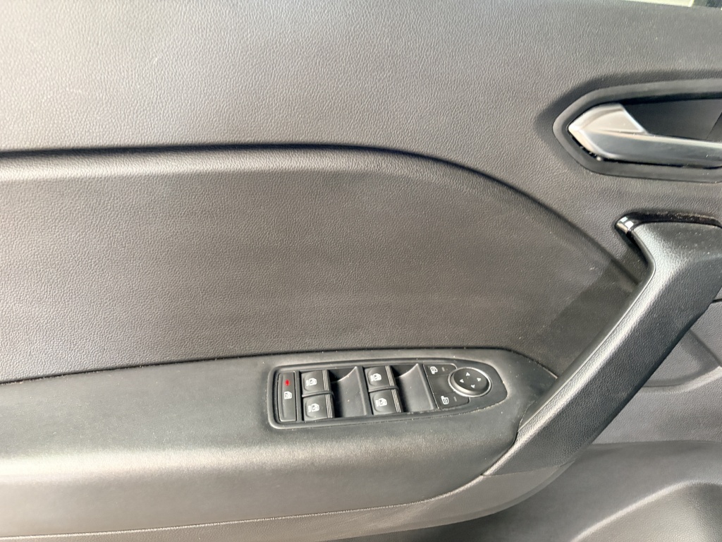Renault Captur Renault Captur 1.0 TCe Corperate Ed Cruise Clima Navi