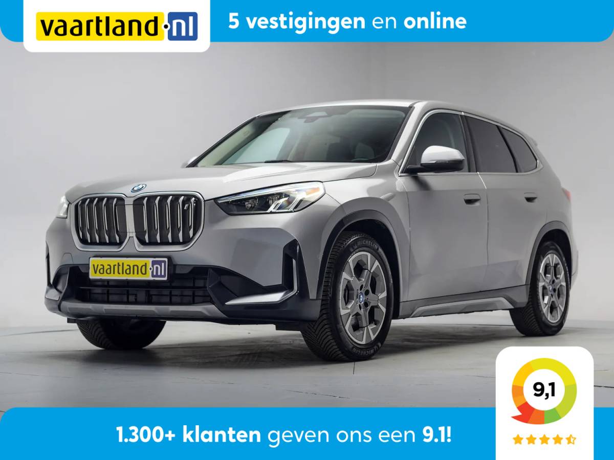 BMW iX1 BMW iX1 xDrive30 Executive [ LED Leder Navi Camera ]