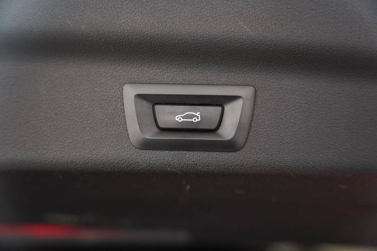 BMW iX1 BMW iX1 xDrive30 Executive [ LED Leder Navi Camera ]