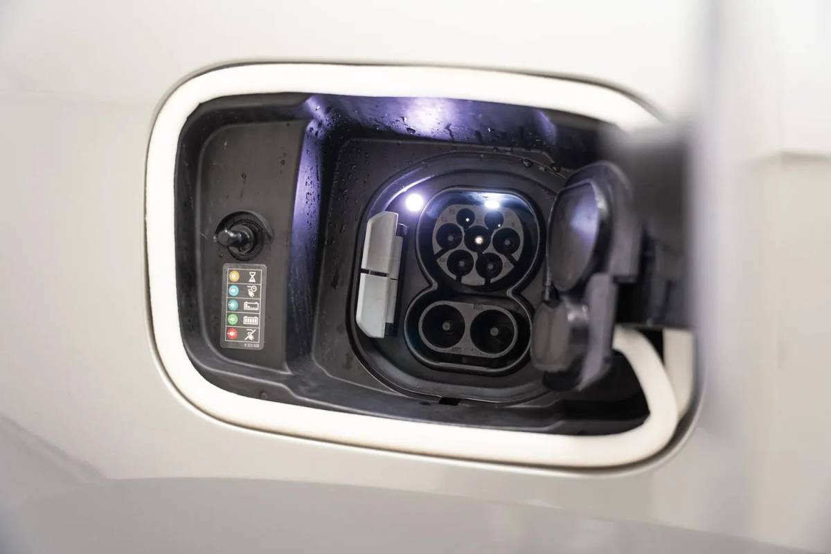 BMW iX1 BMW iX1 xDrive30 Executive [ LED Leder Navi Camera ]