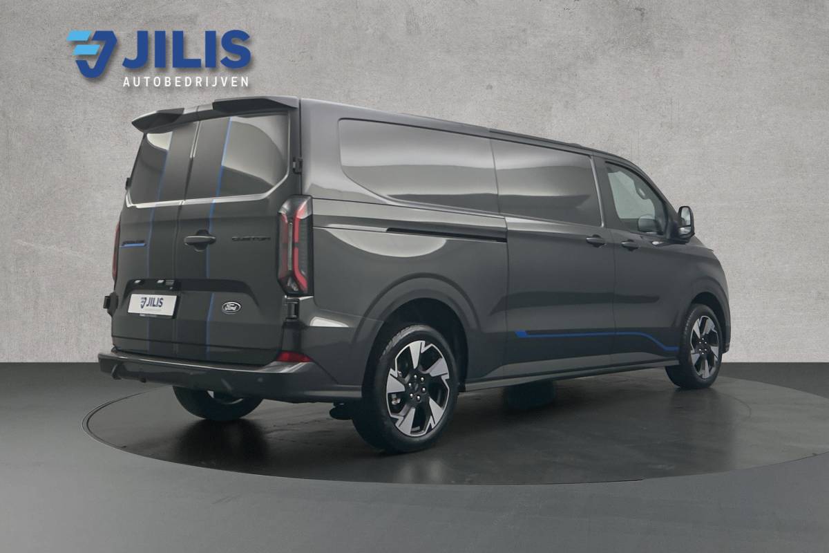Ford  Ford E-Custom 340 L2 71KWh Sport | 2x schuifdeur | 3-zitplaatsen | Stoelverwarming