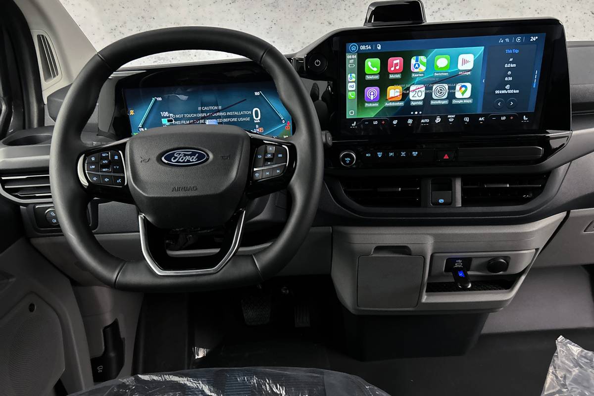 Ford  Ford E-Custom 340 L2 71KWh Sport | 2x schuifdeur | 3-zitplaatsen | Stoelverwarming