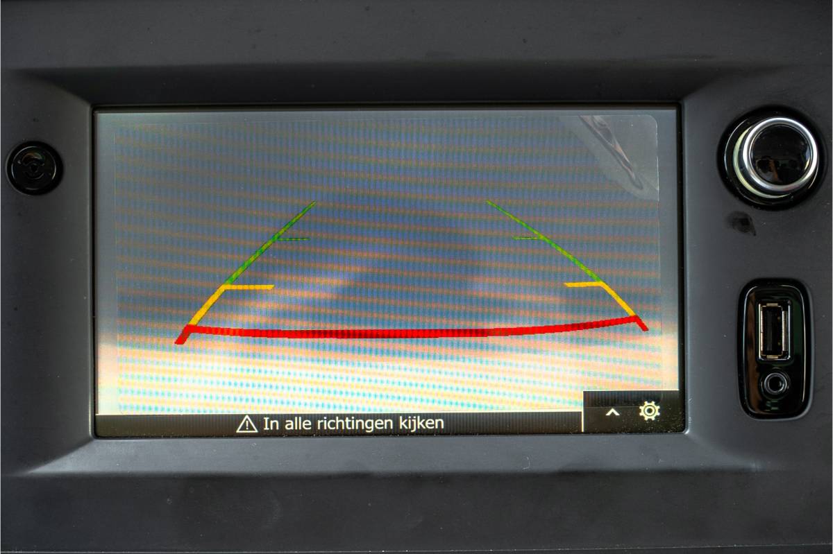 Renault Master Renault Master 2.3dCi | Bakwagen met Laadklep | LED | Carplay | Camera | Cruise