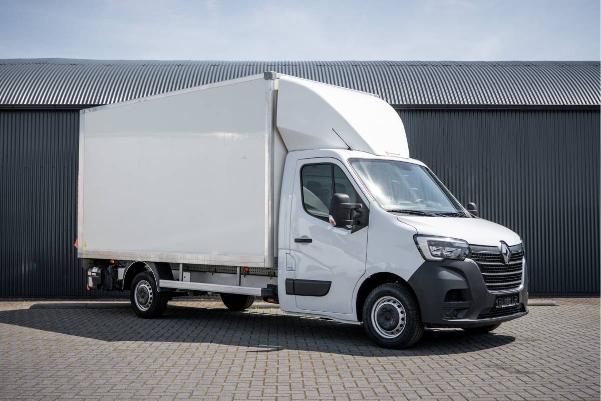 Renault Master Renault Master 2.3dCi | Bakwagen met Laadklep | LED | Carplay | Camera | Cruise