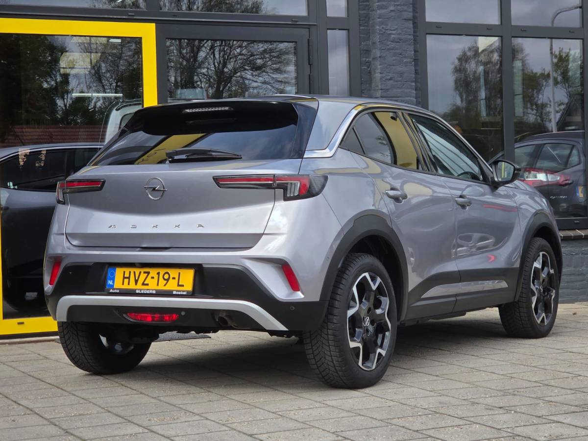 Opel Mokka Opel MOKKA 1.2 Ultimate | Alcantara Bekl | Camera | Park Sens. V + A | Stuur- en Stoelverwarming | Android Auto en Apple Carplay |