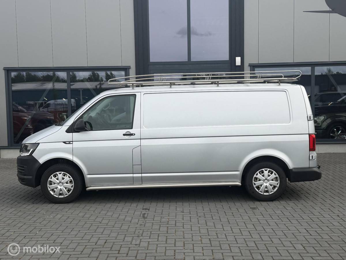 Volkswagen Transporter Volkswagen Transporter 2.0 TDI L2H1 140pk 2017