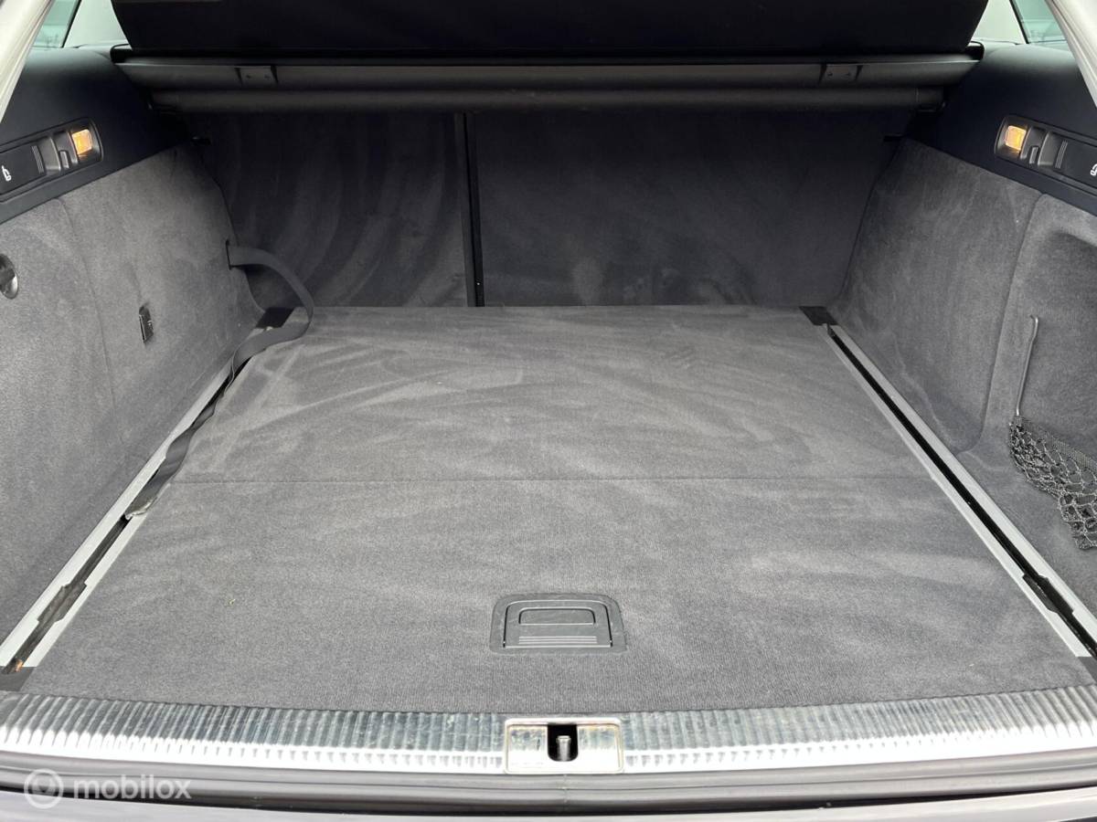 Audi A6 Audi A6 Avant 1.8 TFSI ultra Sport Edition CARPLAY*CLIMA*HAAK*CRUISE*CAMERA*PDC
