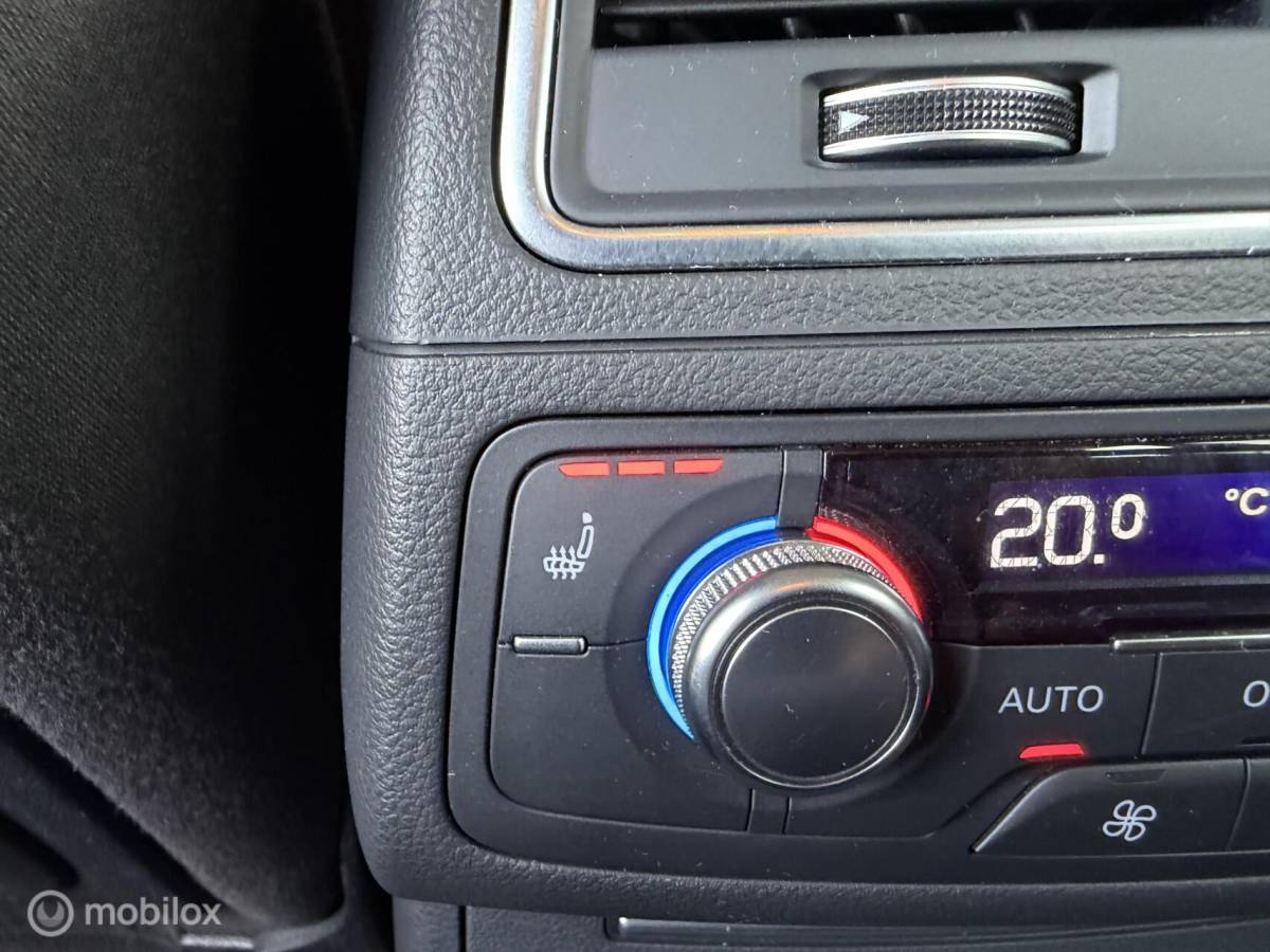 Audi A6 Audi A6 Avant 1.8 TFSI ultra Sport Edition CARPLAY*CLIMA*HAAK*CRUISE*CAMERA*PDC