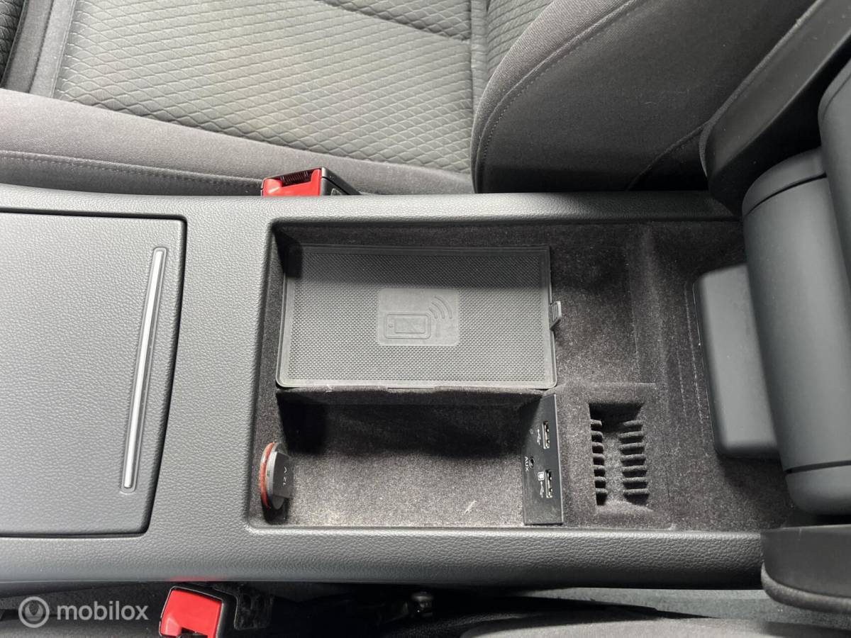 Audi A6 Audi A6 Avant 1.8 TFSI ultra Sport Edition CARPLAY*CLIMA*HAAK*CRUISE*CAMERA*PDC