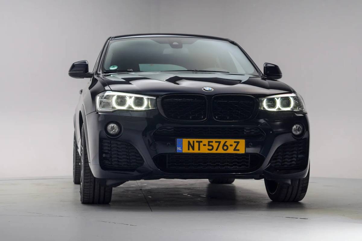 BMW X4 BMW X4 xDrive 20i M Sport High Executive Aut. [ Leder Camera Xenon Stoelverwarming.]
