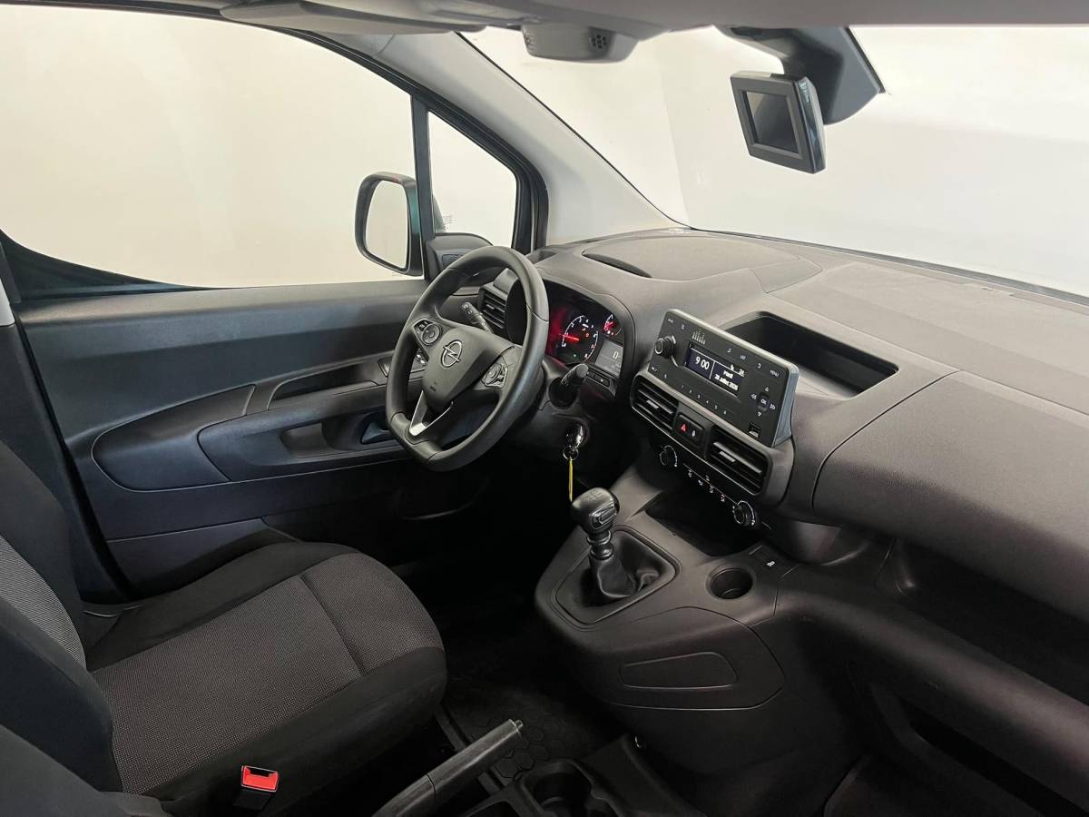 Opel Combo Opel Combo Combo 1.5 Turbo 75kW Heavy L2H1 Camera Parkeersensoren Cruise Control Airco Bluetooth