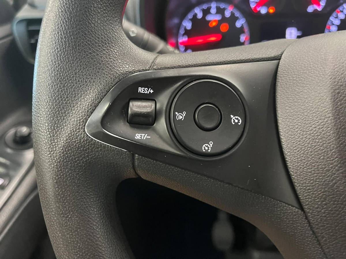 Opel Combo Opel Combo Combo 1.5 Turbo 75kW Heavy L2H1 Camera Parkeersensoren Cruise Control Airco Bluetooth