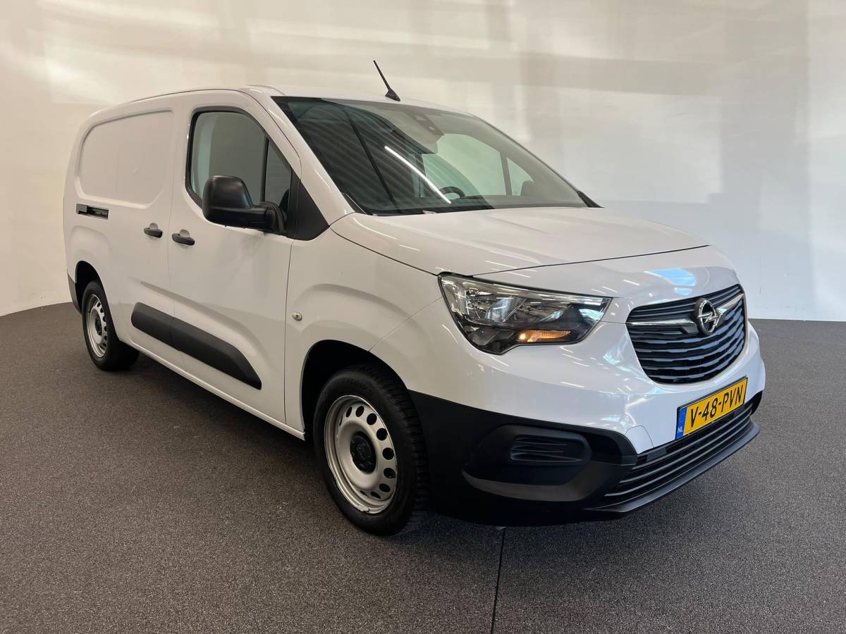 Opel Combo Opel Combo Combo 1.5 Turbo 75kW Heavy L2H1 Camera Parkeersensoren Cruise Control Airco Bluetooth