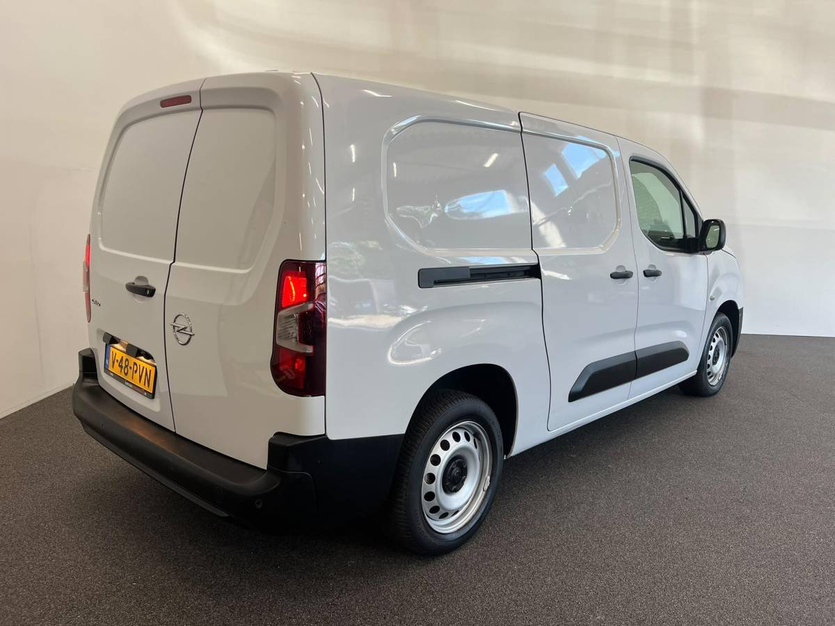Opel Combo Opel Combo Combo 1.5 Turbo 75kW Heavy L2H1 Camera Parkeersensoren Cruise Control Airco Bluetooth