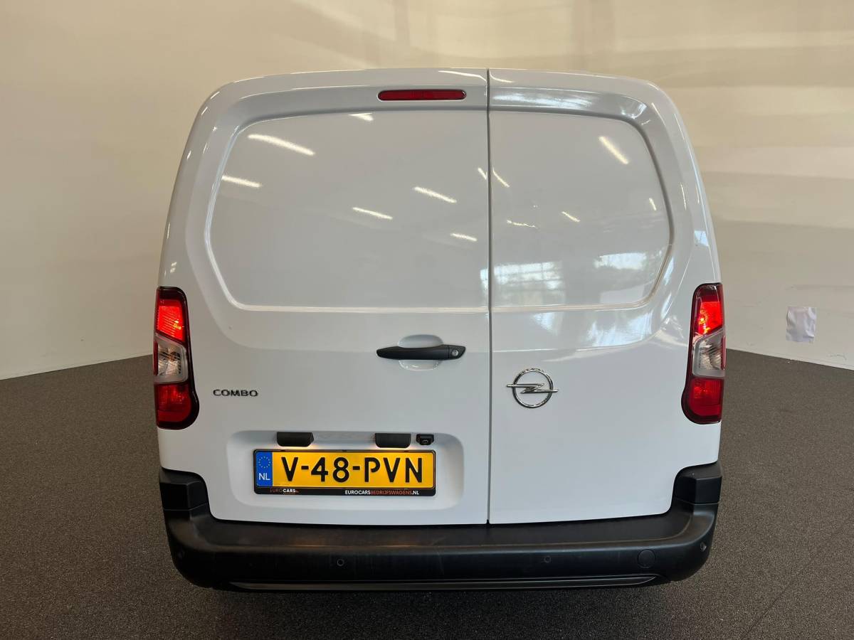 Opel Combo Opel Combo Combo 1.5 Turbo 75kW Heavy L2H1 Camera Parkeersensoren Cruise Control Airco Bluetooth