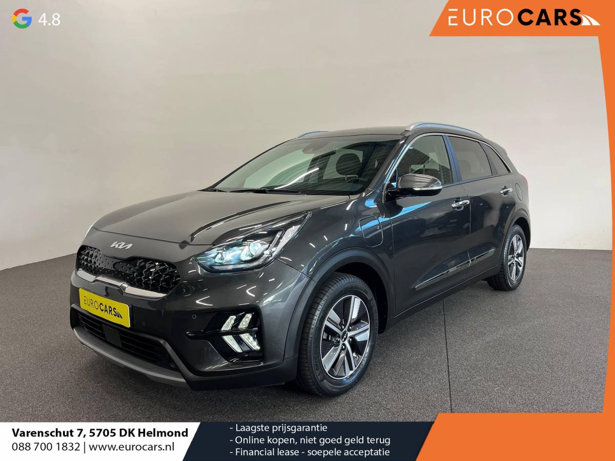Kia Niro Kia Niro 1.6 GDi PHEV ExecutiveLine Navigatie Apple Carplay Android Auto Camera Parkeersensoren achter Adaptive Cruise Control Stoelverwarming en verkoeling Stuurverwarming Elektrisch verstelbare stoelen Climate Control