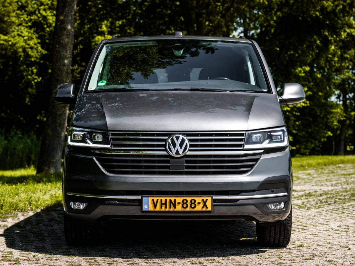 Volkswagen Transporter VW Transporter T6.1 BULLI 2.0 TDI 199PK Aut L2H1 30 DC 2x Schuifdeur Virtual Trekhaak Led CarPlay
