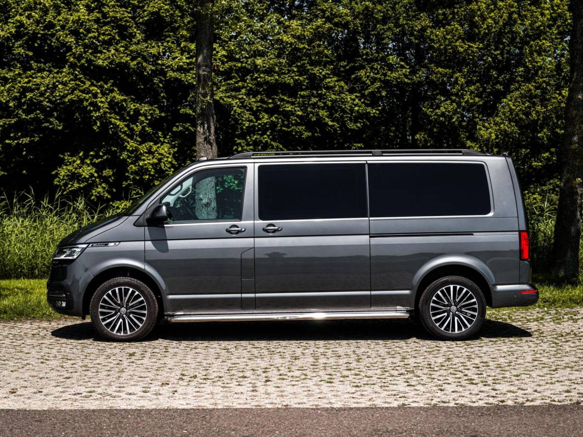 Volkswagen Transporter VW Transporter T6.1 BULLI 2.0 TDI 199PK Aut L2H1 30 DC 2x Schuifdeur Virtual Trekhaak Led CarPlay