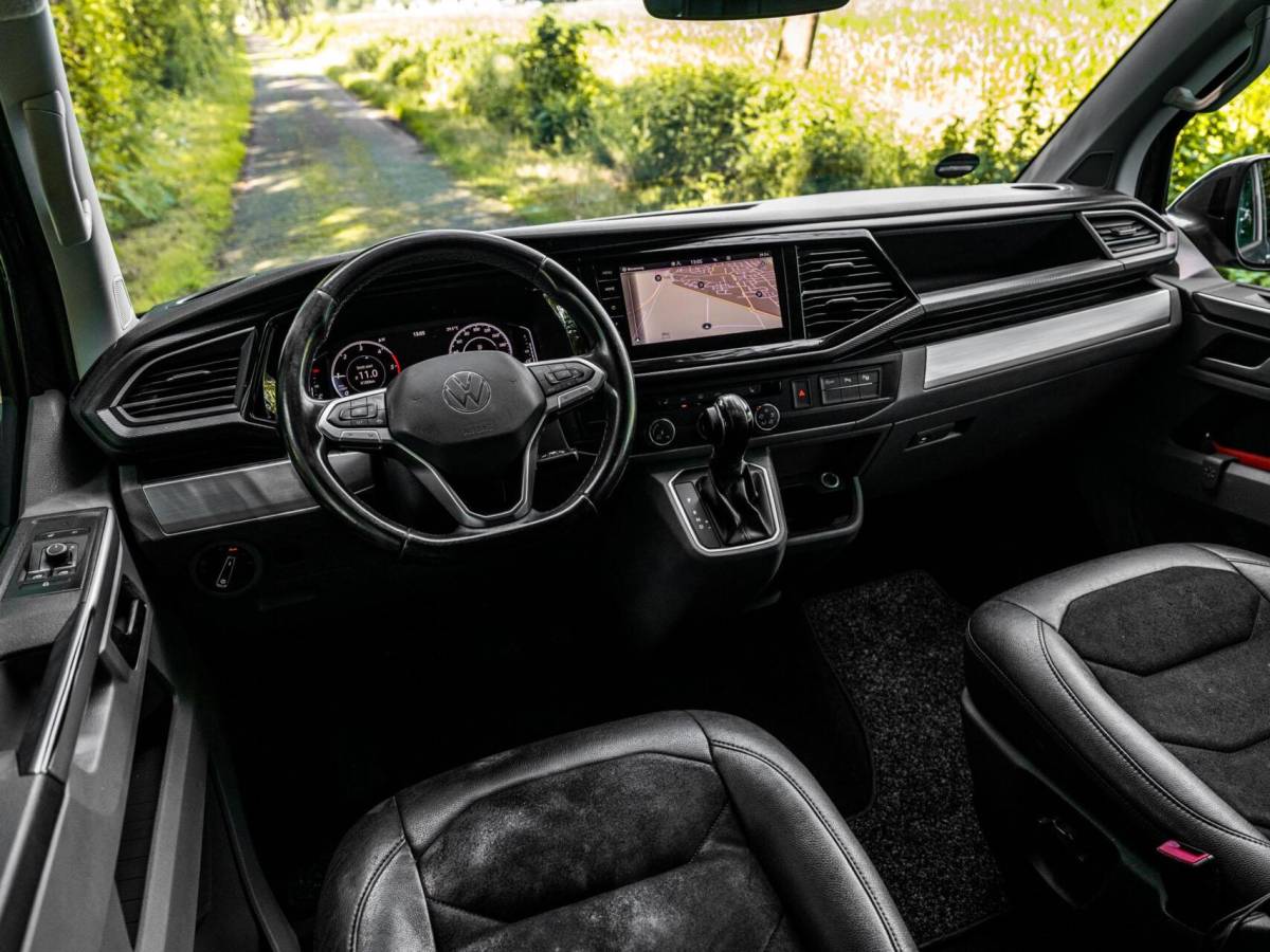 Volkswagen Transporter VW Transporter T6.1 BULLI 2.0 TDI 199PK Aut L2H1 30 DC 2x Schuifdeur Virtual Trekhaak Led CarPlay