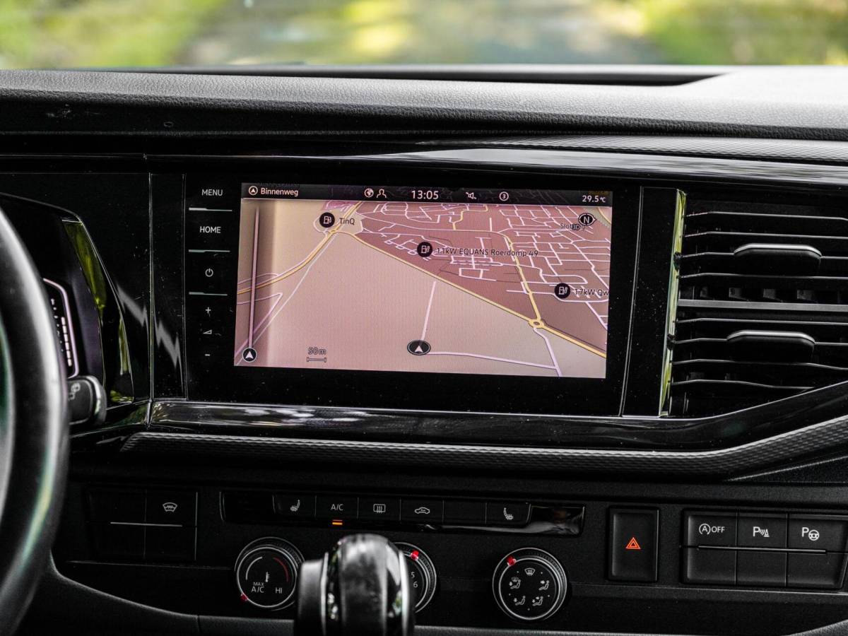 Volkswagen Transporter VW Transporter T6.1 BULLI 2.0 TDI 199PK Aut L2H1 30 DC 2x Schuifdeur Virtual Trekhaak Led CarPlay