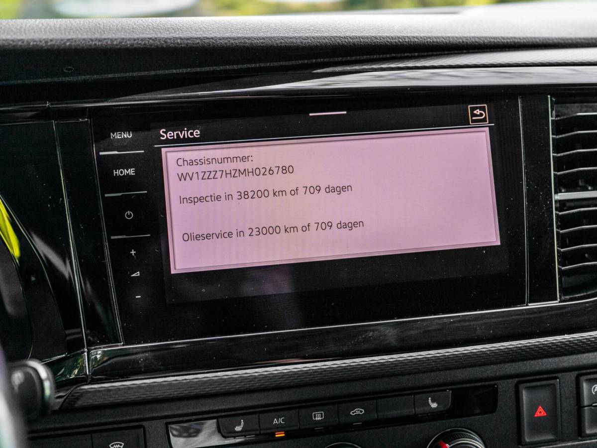Volkswagen Transporter VW Transporter T6.1 BULLI 2.0 TDI 199PK Aut L2H1 30 DC 2x Schuifdeur Virtual Trekhaak Led CarPlay