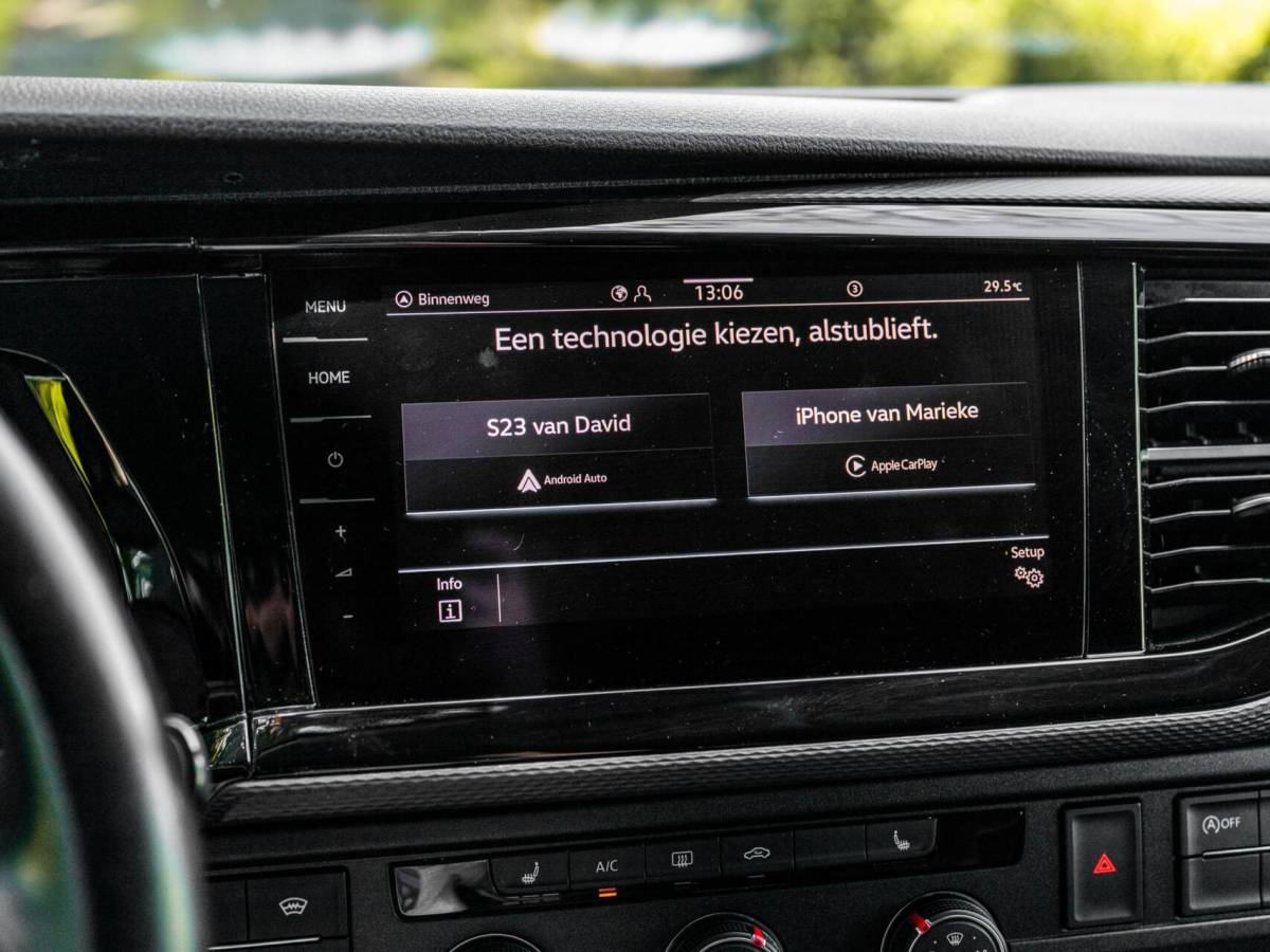 Volkswagen Transporter VW Transporter T6.1 BULLI 2.0 TDI 199PK Aut L2H1 30 DC 2x Schuifdeur Virtual Trekhaak Led CarPlay