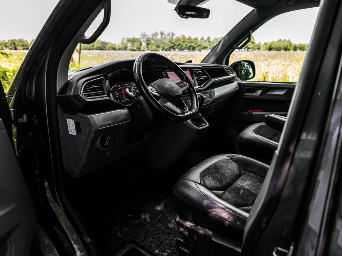 Volkswagen Transporter VW Transporter T6.1 BULLI 2.0 TDI 199PK Aut L2H1 30 DC 2x Schuifdeur Virtual Trekhaak Led CarPlay