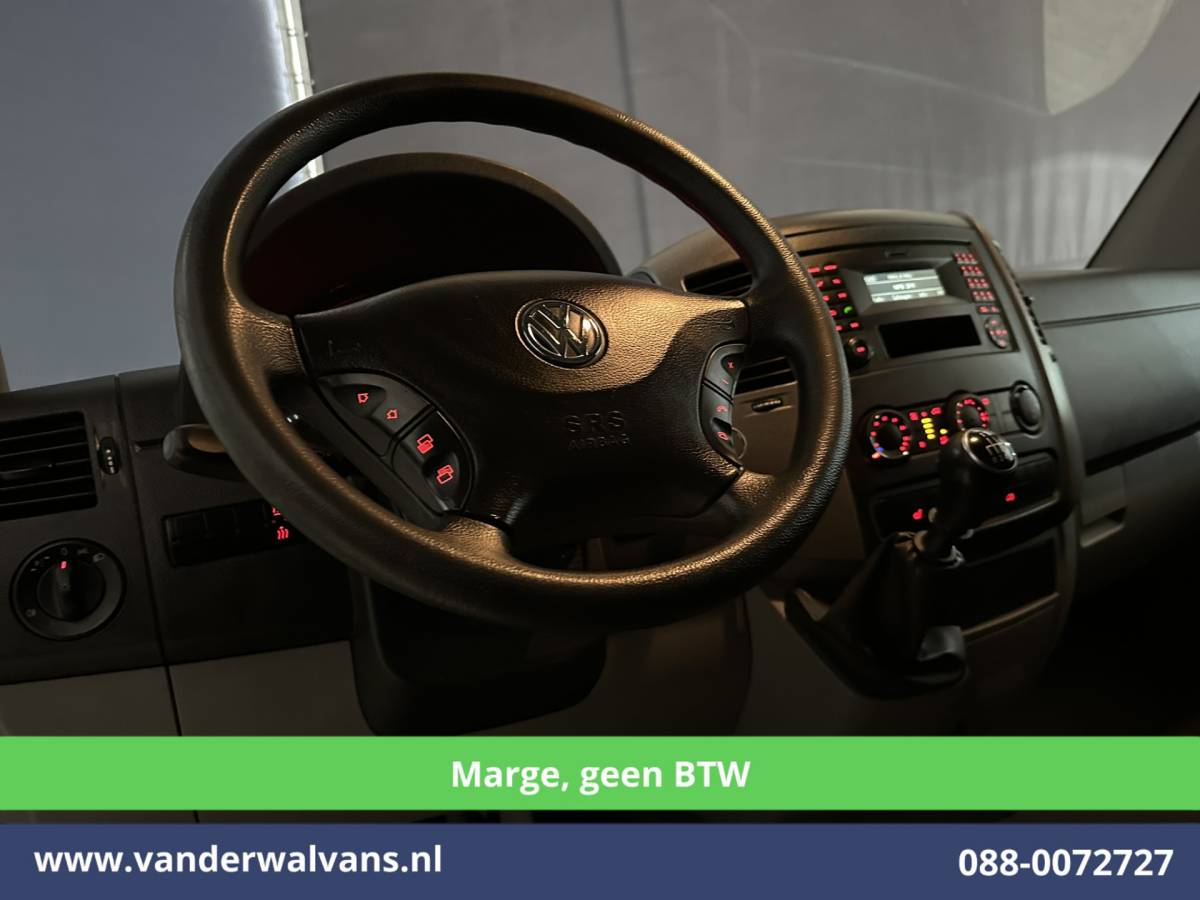 Volkswagen Crafter Volkswagen Crafter 2.0 TDI 164pk **MARGE, geen BTW** L2H2 Inrichting Airco | Trekhaak | Cruisecontrol Chauffeursstoel, Stoelverwarimg