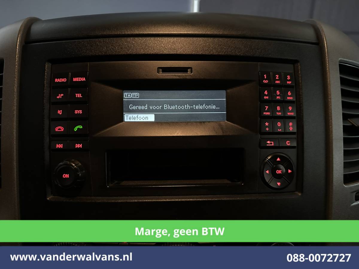 Volkswagen Crafter Volkswagen Crafter 2.0 TDI 164pk **MARGE, geen BTW** L2H2 Inrichting Airco | Trekhaak | Cruisecontrol Chauffeursstoel, Stoelverwarimg