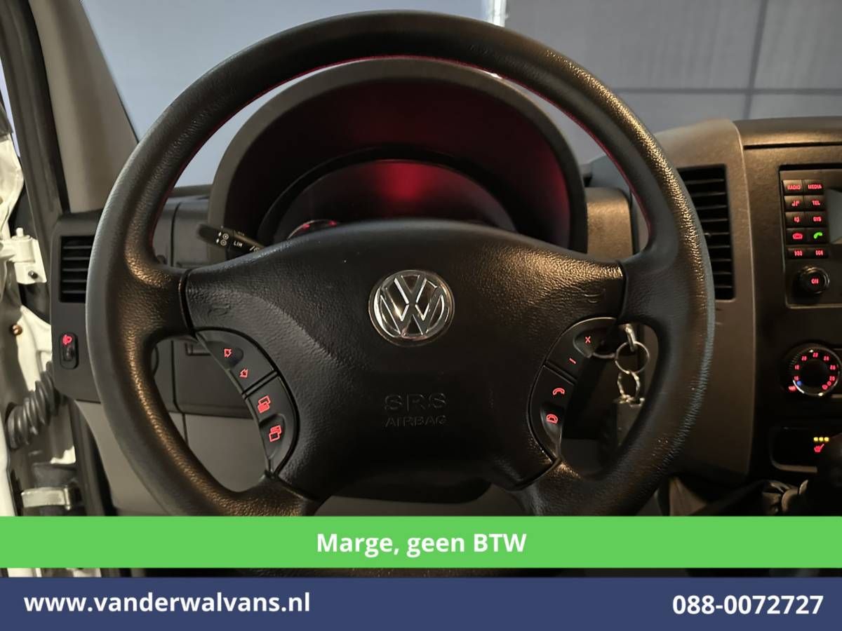 Volkswagen Crafter Volkswagen Crafter 2.0 TDI 164pk **MARGE, geen BTW** L2H2 Inrichting Airco | Trekhaak | Cruisecontrol Chauffeursstoel, Stoelverwarimg