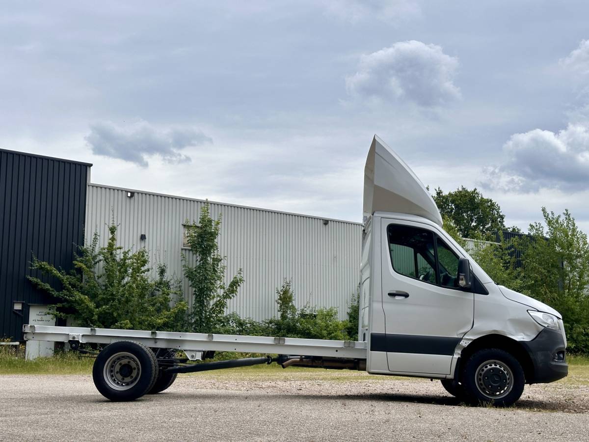 Mercedes-Benz Sprinter Mercedes-Benz Sprinter 517 1.9 CDI L3 RWD | Schade | Handel / Export |