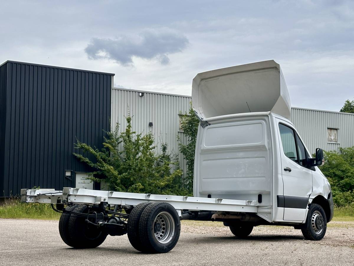 Mercedes-Benz Sprinter Mercedes-Benz Sprinter 517 1.9 CDI L3 RWD | Schade | Handel / Export |