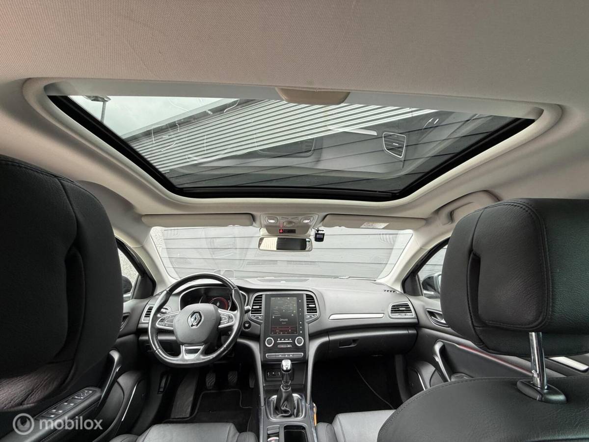 Renault Mégane Estate Renault Megane Estate 1.2 TCe Bose Pano.dak/Camera/LED/Clima