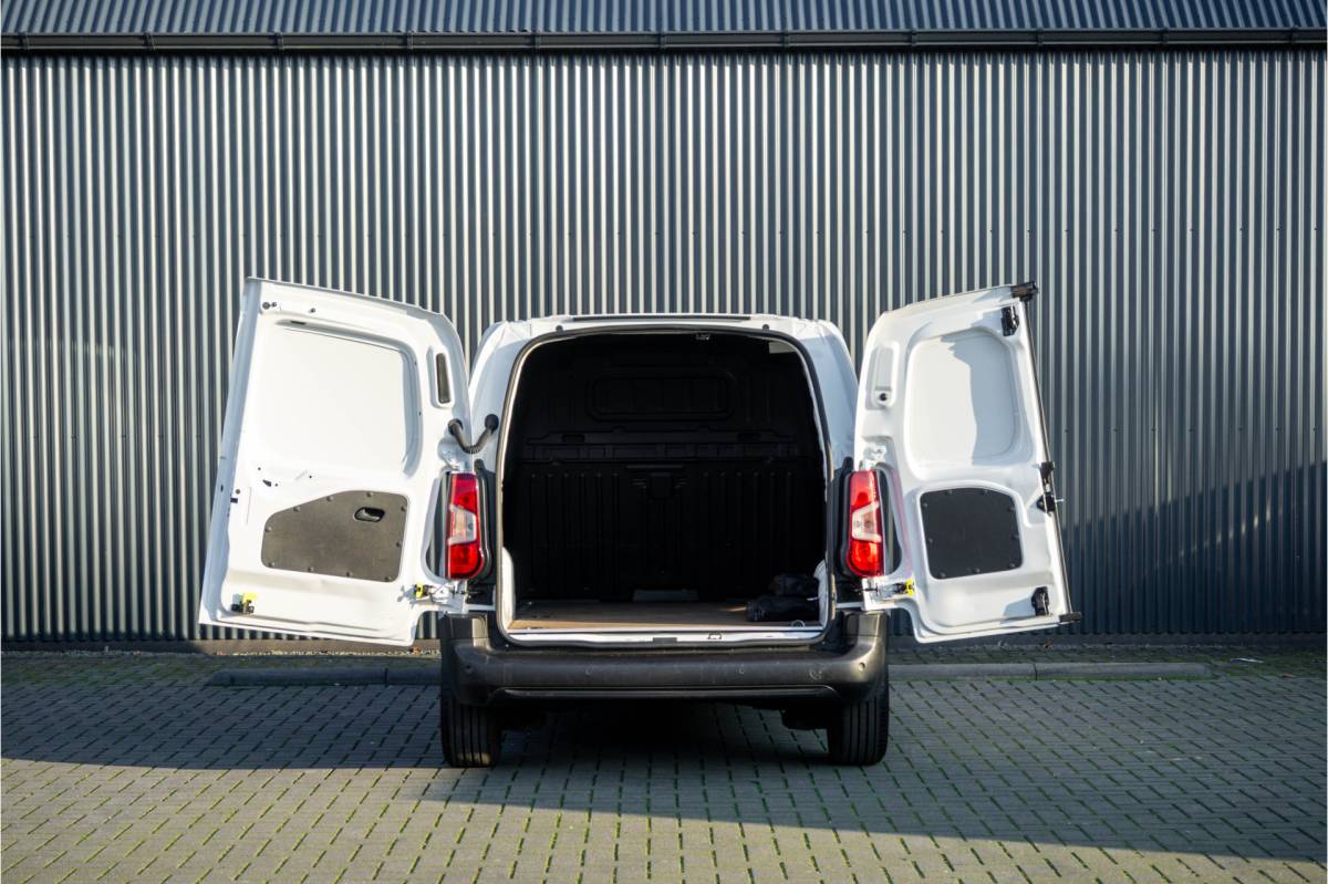Opel Combo Opel Combo **1.5D L1H1 | Cruise | Airco | Automaat | Stuurverw. | Schuifdeur**