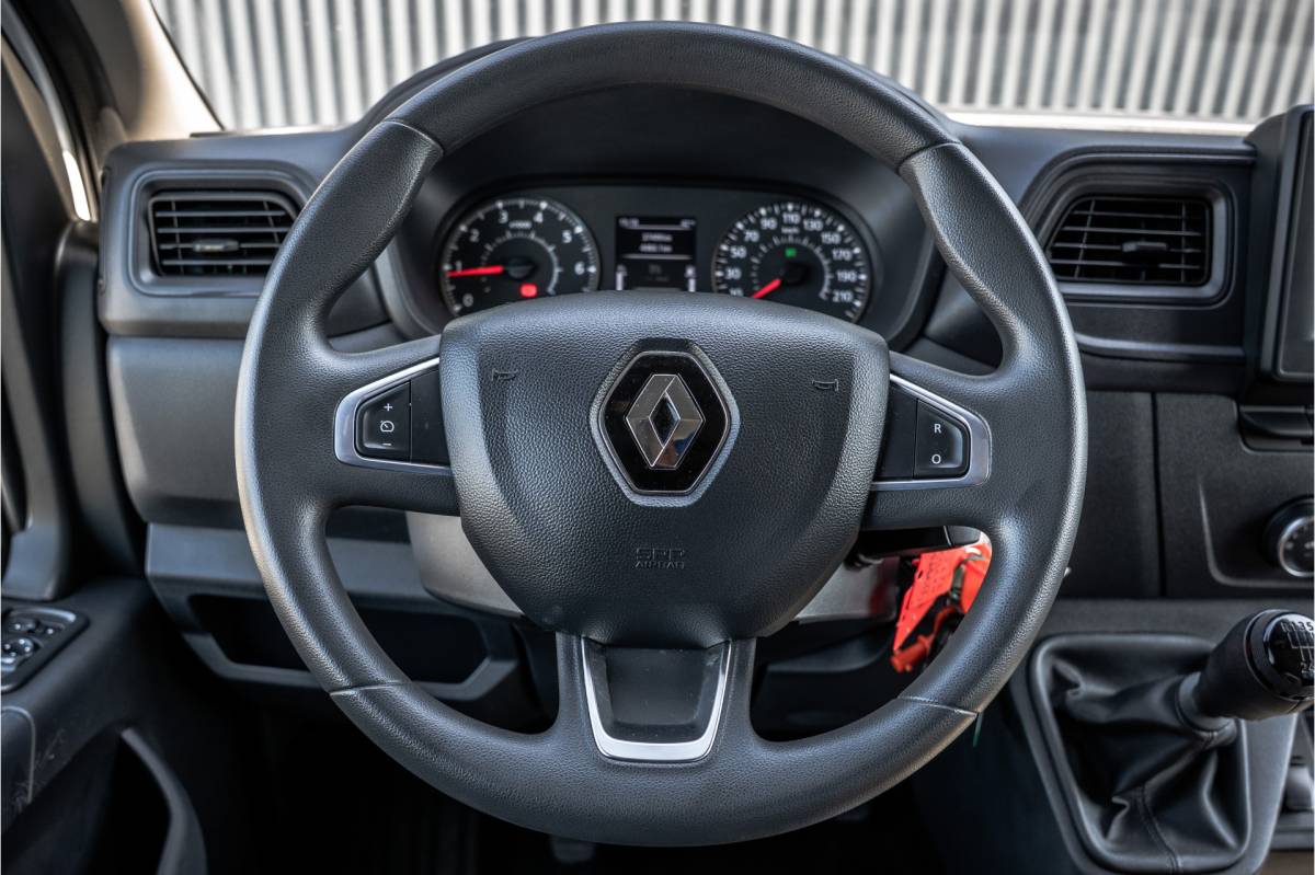 Renault Master Renault Master 2.3dCi | Bakwagen met Laadklep | LED | Carplay | Camera | Cruise