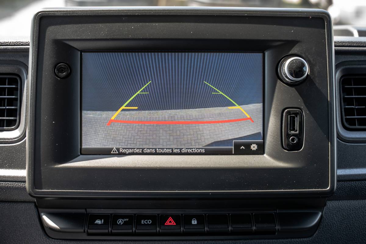 Renault Master Renault Master 2.3dCi | Bakwagen met Laadklep | LED | Carplay | Camera | Cruise