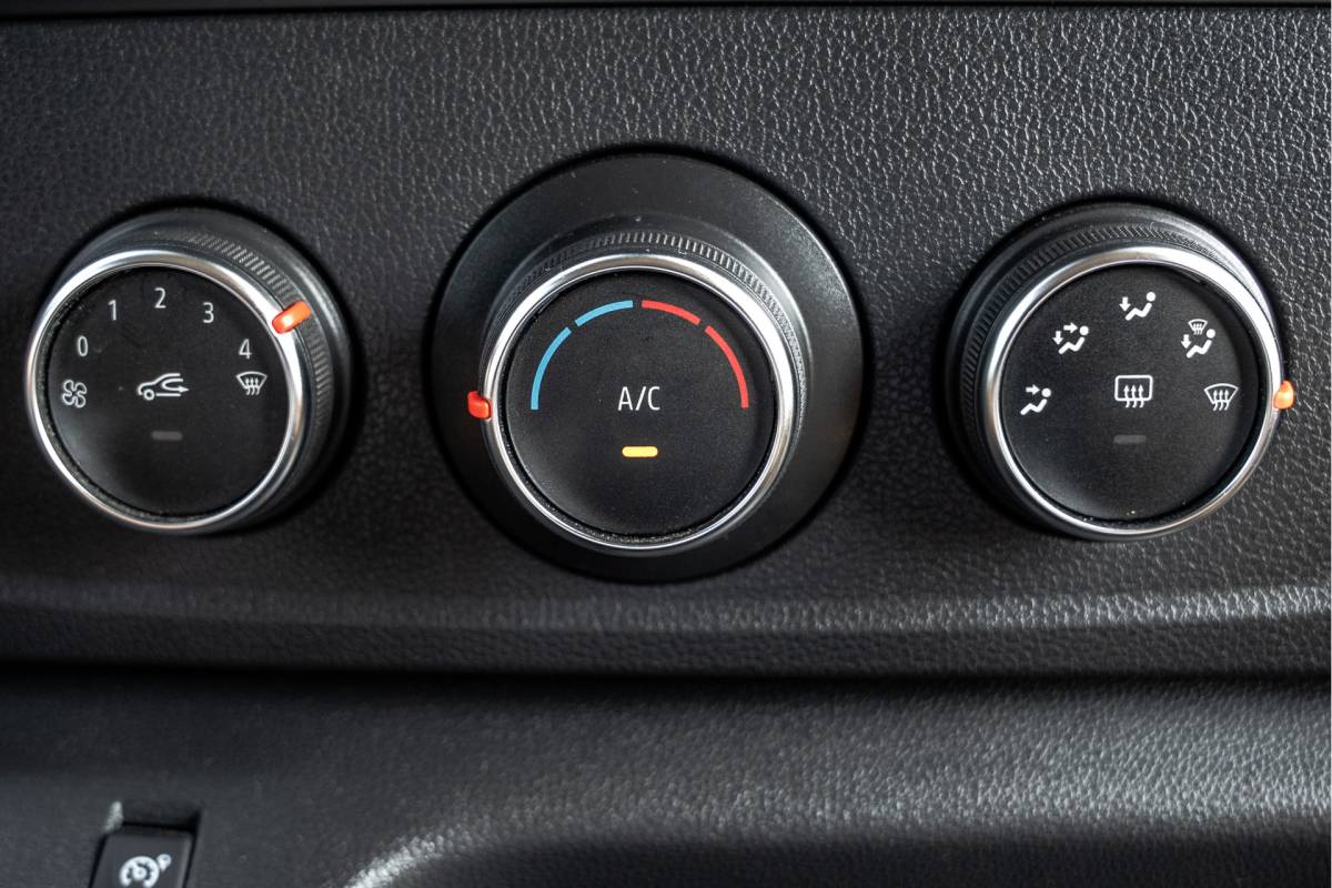Renault Master Renault Master 2.3dCi | Bakwagen met Laadklep | LED | Carplay | Camera | Cruise