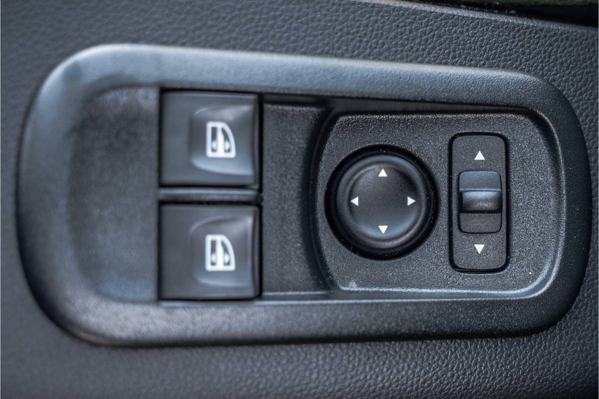 Renault Master Renault Master 2.3dCi | Bakwagen met Laadklep | LED | Carplay | Camera | Cruise