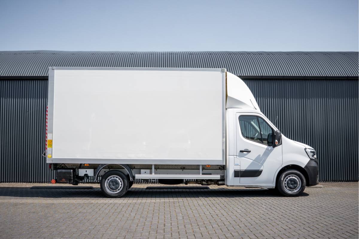 Renault Master Renault Master 2.3dCi | Bakwagen met Laadklep | LED | Carplay | Camera | Cruise