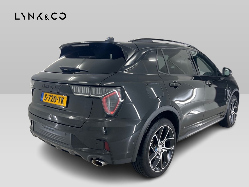 Lynk & Co 01 Lynk & Co 01 1.5 PHEV 262PK Black optic Adapt.Cruise 360° Cam Carplay Plug-in Stoelverw Vol opties!