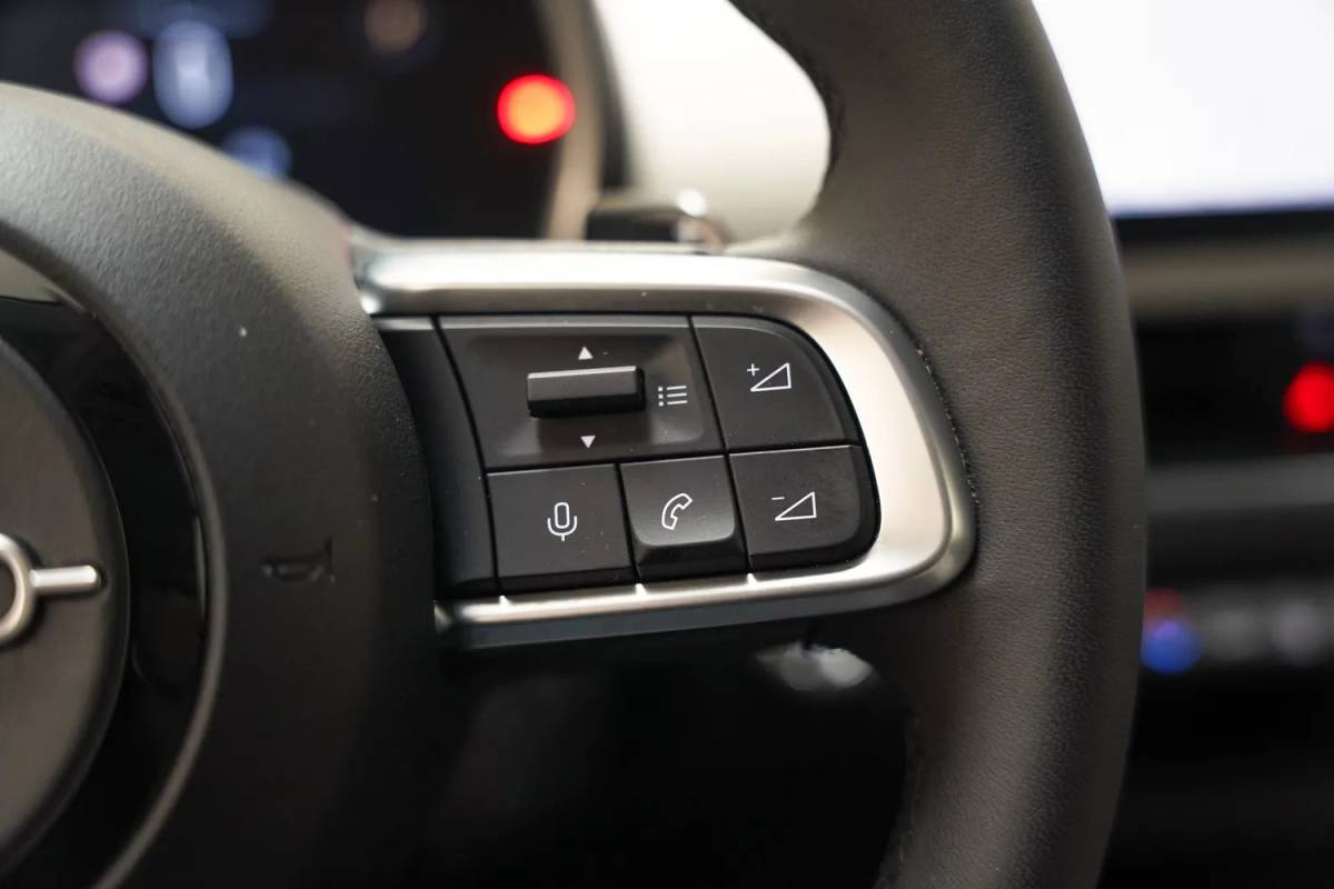 Fiat 600 Fiat 600 1.2 Hybrid La Prima [ Navi Apple/Android Camera Leer Clima]